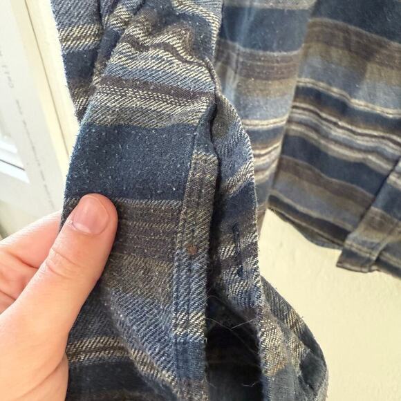 Rails Men's Runson Painted Bluff Stripe Blue Button Down Collared Shirt Large - Picture 4 of 7